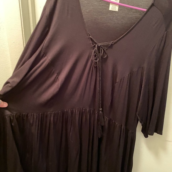 Baby doll top or can be used as a dress. - Picture 2 of 6